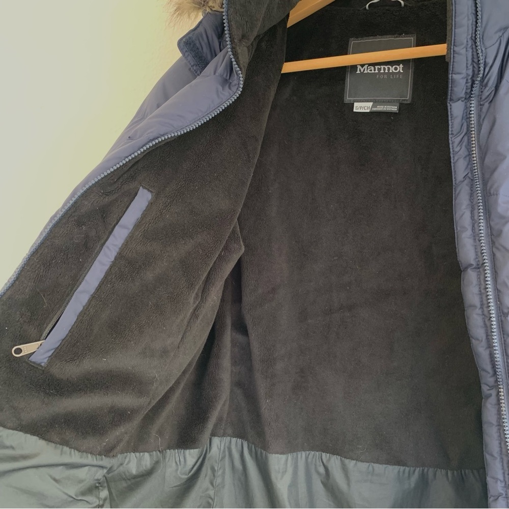 Marmot Women's Montreal Blue Down Puffer Coat Parka with Faux Fur Trim - Picture 12 of 14